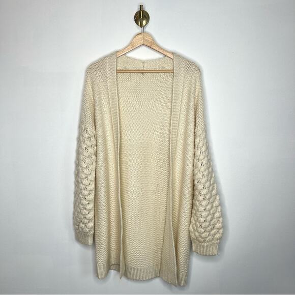 Hem & Thread Oversized Chunky Knit Cardigan Cream - Picture 2 of 5